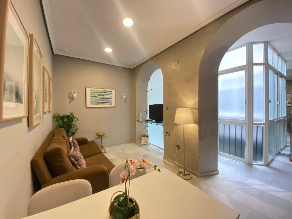 Apartamento Colon 1451 - Pleno Centro Y Wifi Gratis カディス エクステリア 写真