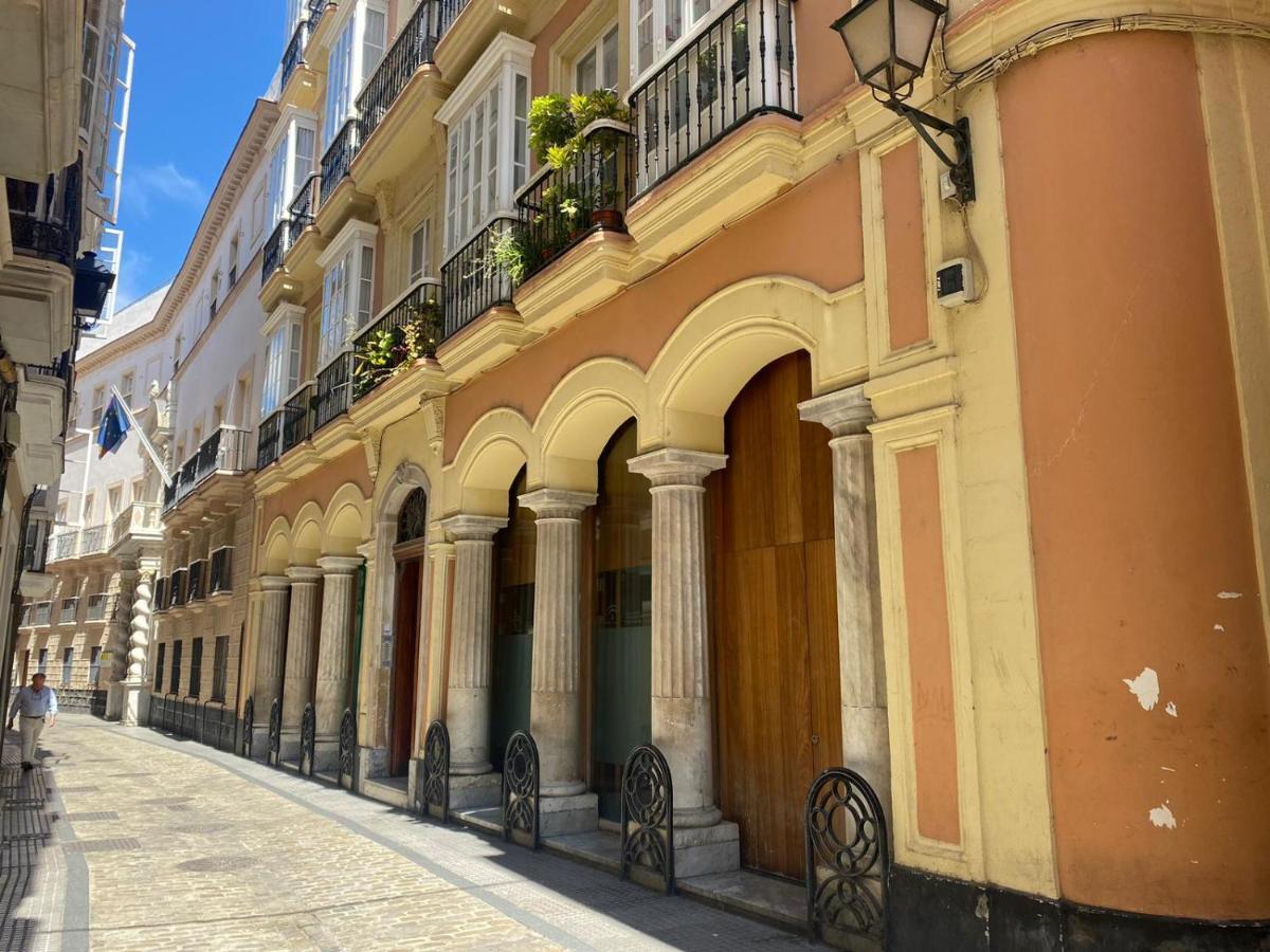 Apartamento Colon 1451 - Pleno Centro Y Wifi Gratis カディス エクステリア 写真