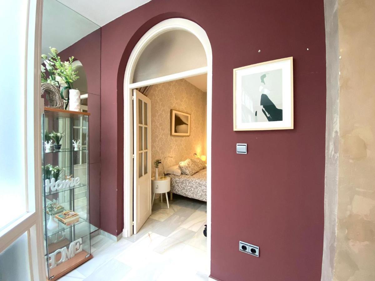 Apartamento Colon 1451 - Pleno Centro Y Wifi Gratis カディス エクステリア 写真