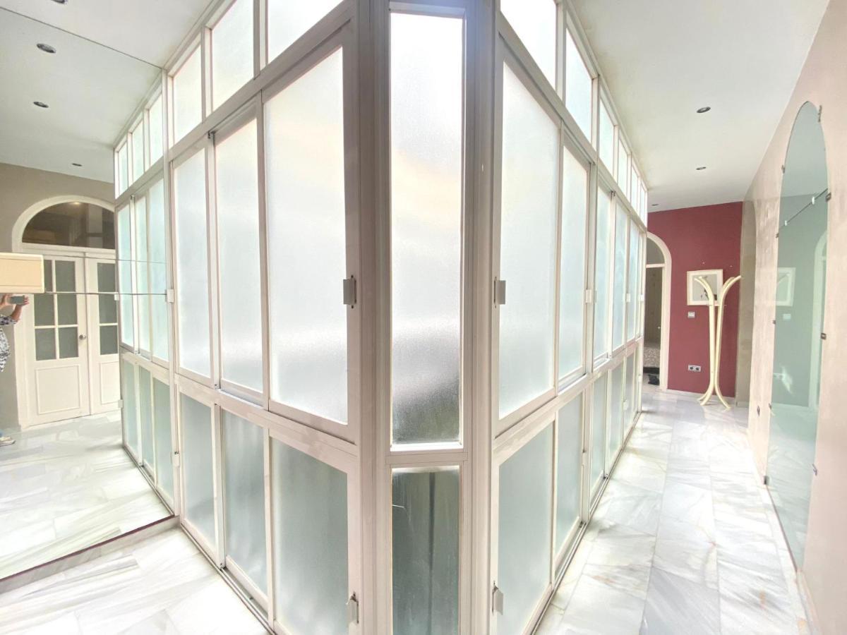 Apartamento Colon 1451 - Pleno Centro Y Wifi Gratis カディス エクステリア 写真